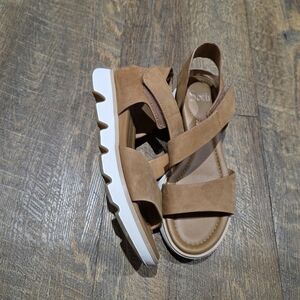 Sofft Mandi Strappy Sandals